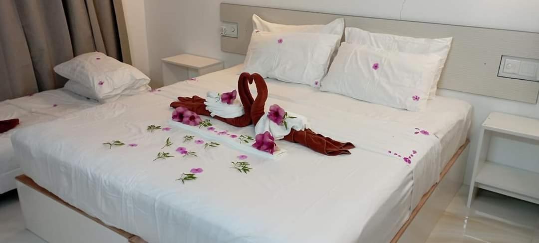 Thoddoo Garden Inn Eksteriør bilde